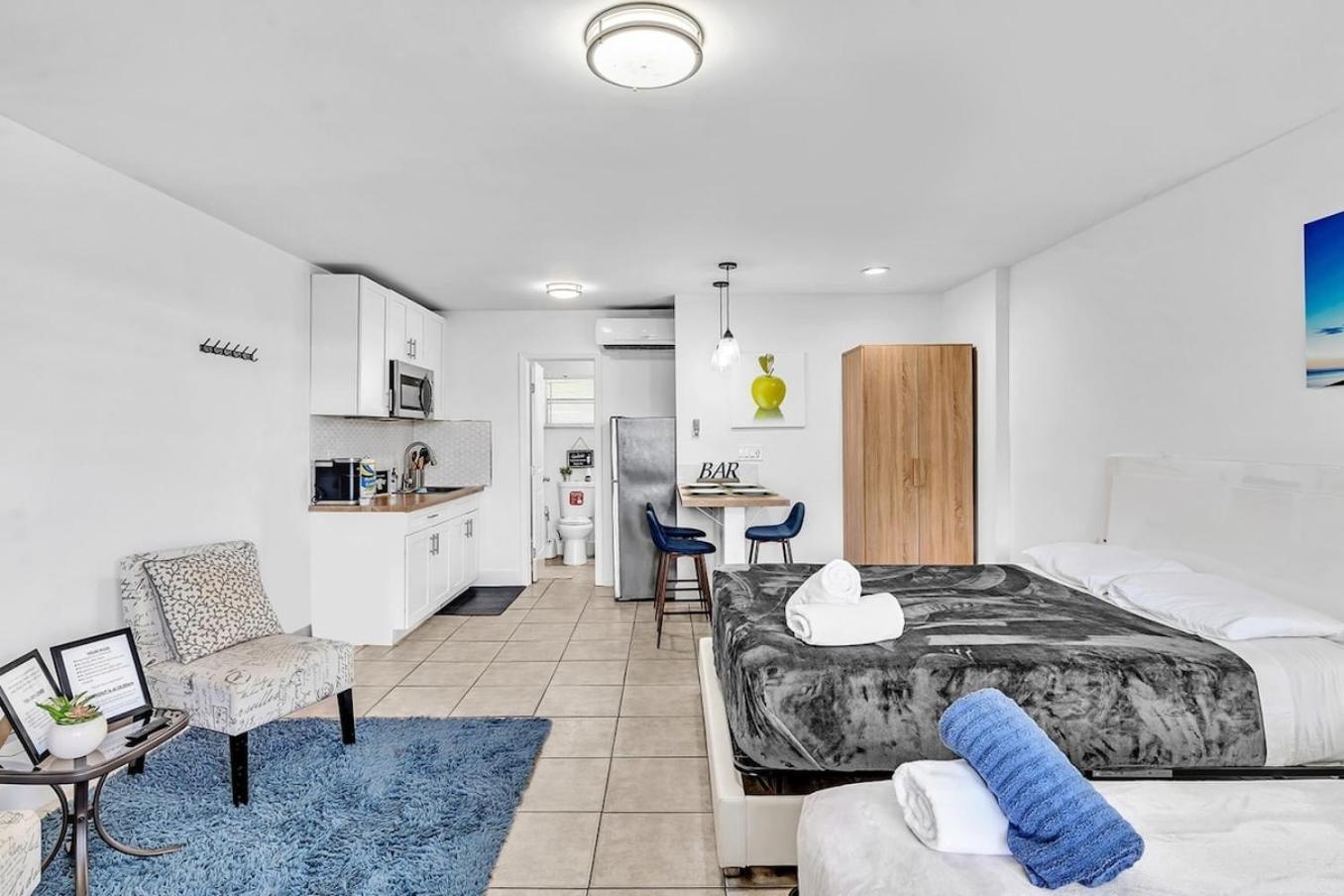 Large Studio Suite Close To Beach And Casino Db3 Dania Beach Exterior photo